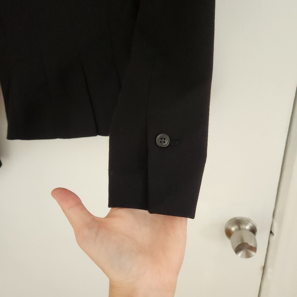 H&M black blazer - Picture 4 of 9